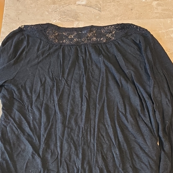 GAP Black Long Sleeve Top with Lace - Picture 3 of 4